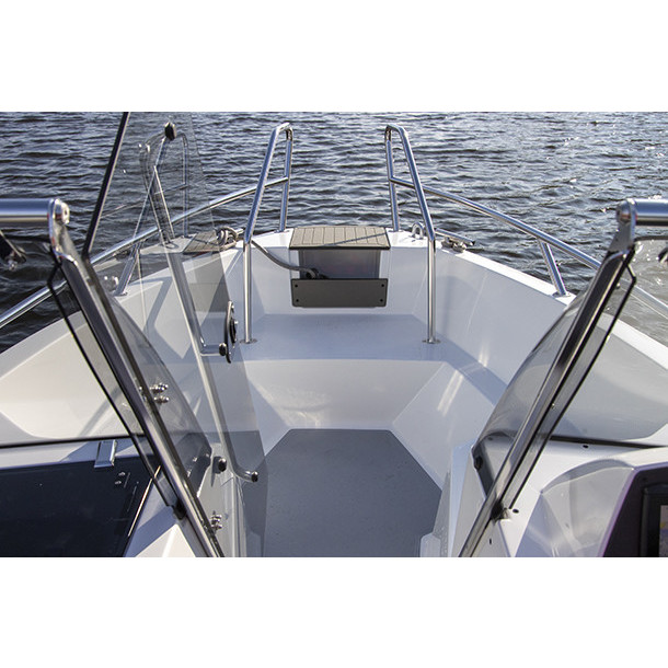 Bow rider AMT 165 BR 7