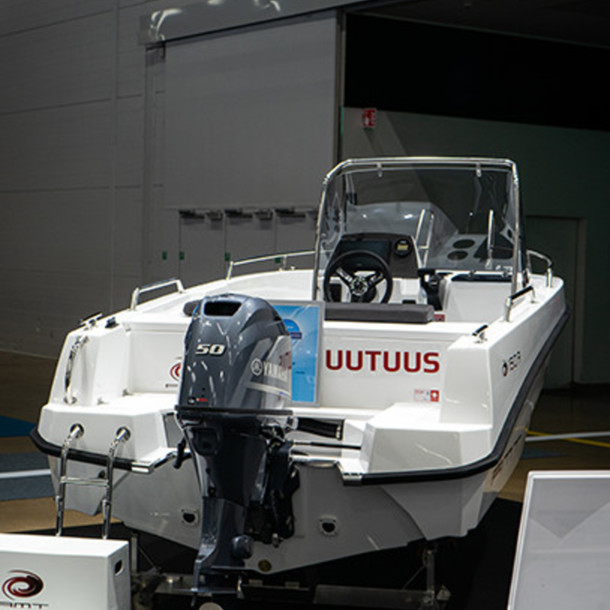 150R_DSC09480_407x610